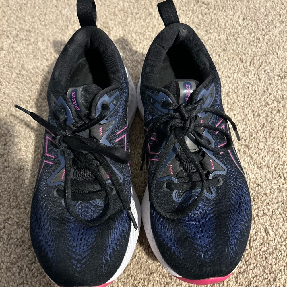 Women’s Asics Tennis Shoes Size 8 - Picture 4 of 7